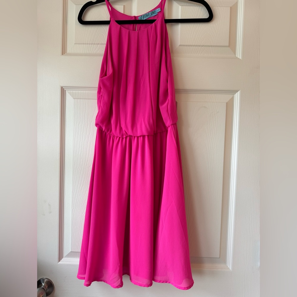 Elegant Pink Midi Dress